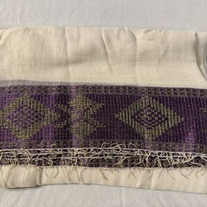 Handmade woven cotton Ethiopian scarf/Netela New but got rust (see video)